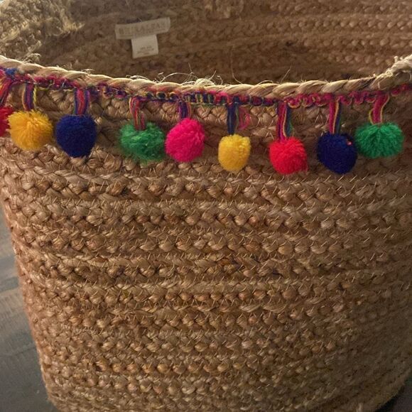 Shiraleah Woven Jute Tote with Colorful Pom Poms - Picture 4 of 6